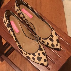ISAAC MIZRAHI LEOPARD SHOES LOW HEEL BRAND NEW